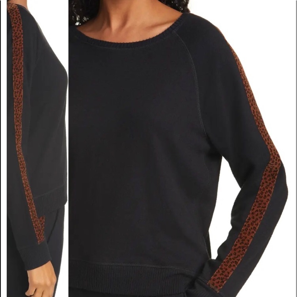 Beautiful, Cozy Rails sweatshirt 💕 - Picture 2 of 7